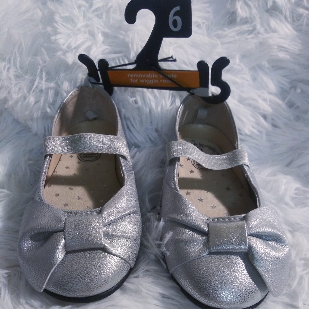 Girls Silver Non-Marking Ballet Flat Shoes